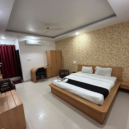 Hotel Tawa Plaza Itarsi Экстерьер фото