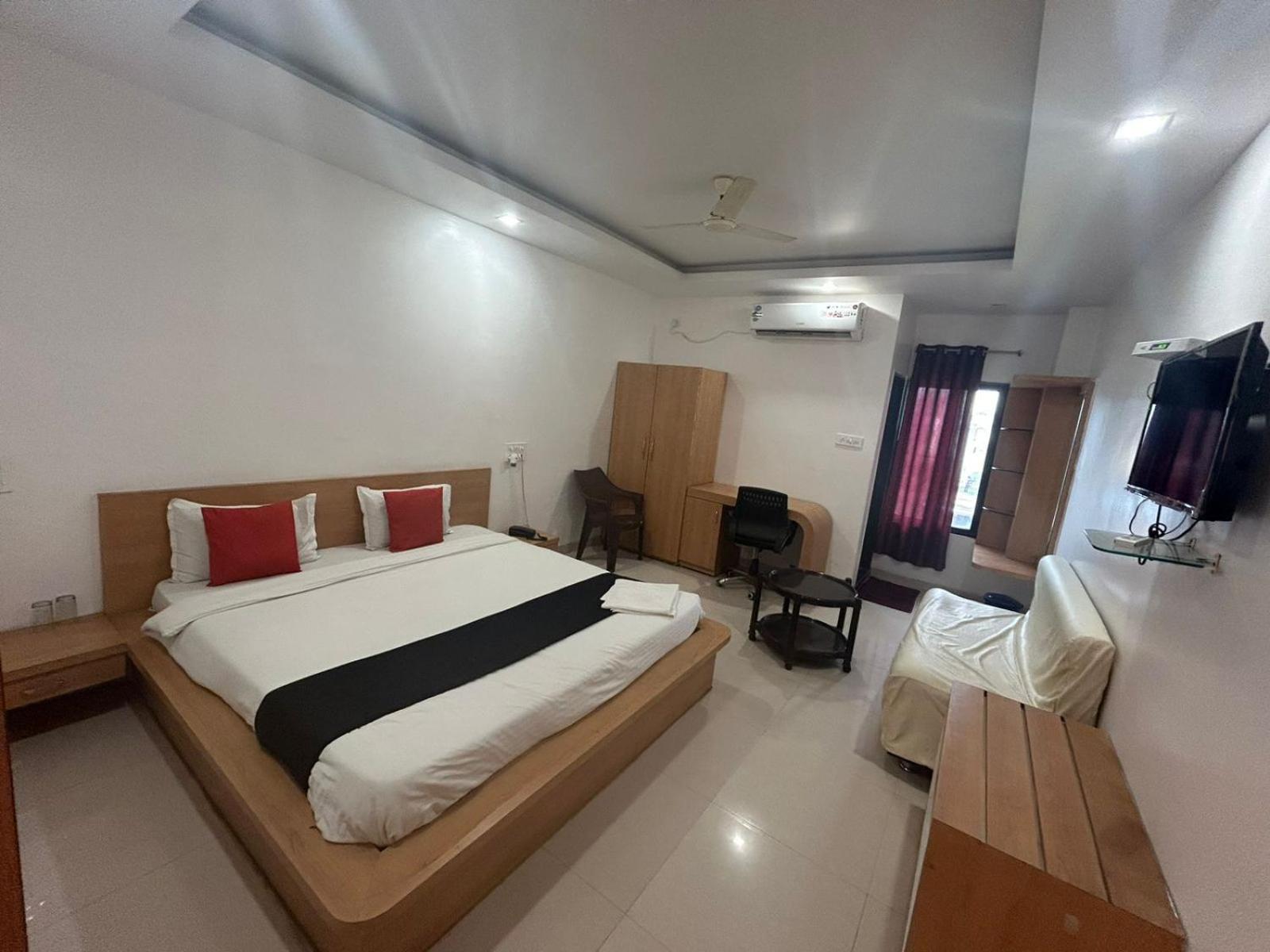 Hotel Tawa Plaza Itarsi Экстерьер фото